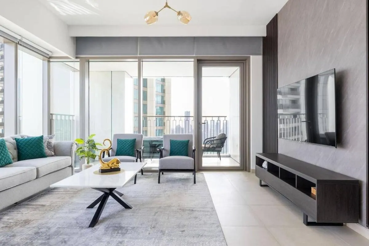 Amazing 3Bedroom With Fountains & Burj Khalifa Views High Floor In Downtown Views II Dubai