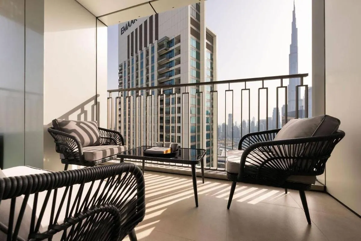 Amazing 3Bedroom With Fountains & Burj Khalifa Views High Floor In Downtown Views II Dubai 0*,