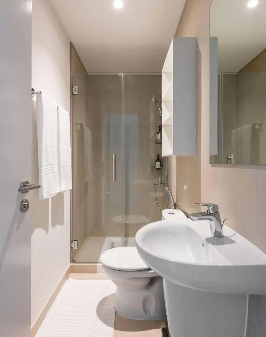 Amazing 3Bedroom With Fountains & Burj Khalifa Views High Floor In Downtown Views II Dubai 0*,